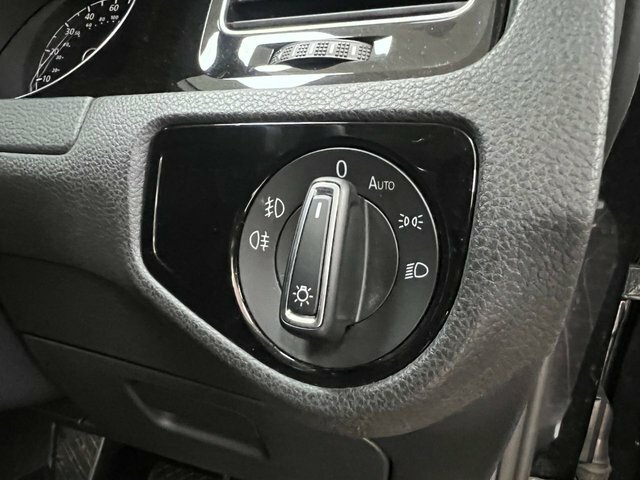 Volkswagen Golf Hatchback 1.6 Tdi Bluemotion Tech S 2013 Grey #33