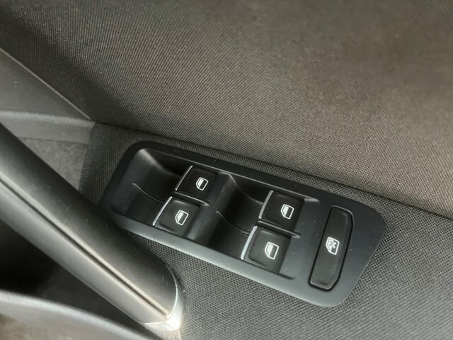 Volkswagen Golf Hatchback 1.6 Tdi Bluemotion Tech S 2013 Grey #34
