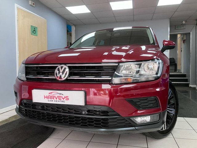 Volkswagen Tiguan 2.0 Tdi Se Navigation Suv Dsg 4Motion E DF17YRR Red #6