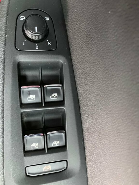 Seat Leon 1.4 Tsi Se Hatchback Euro 6 Ss Black #26