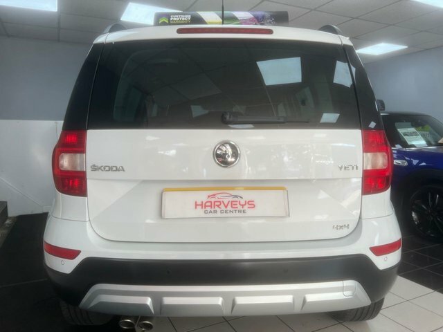 Skoda Yeti 1.2L Se L Green #8