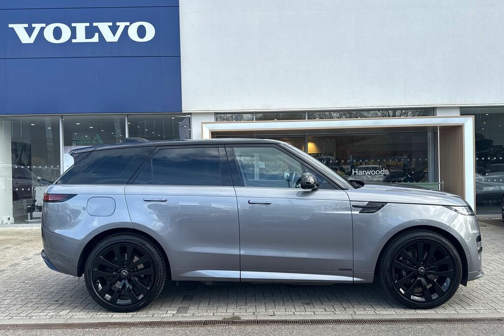 Land Rover Range Rover Sport Autobiography Black #2