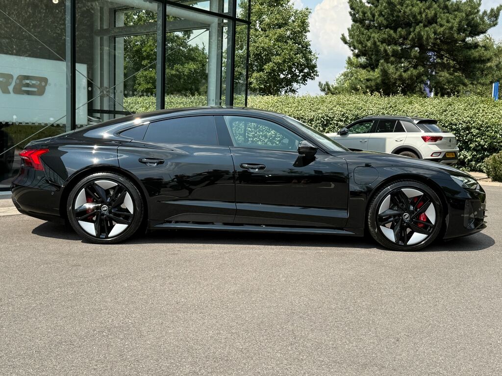 Audi Rs E-Tron Gt Carbon Vorsprung Black