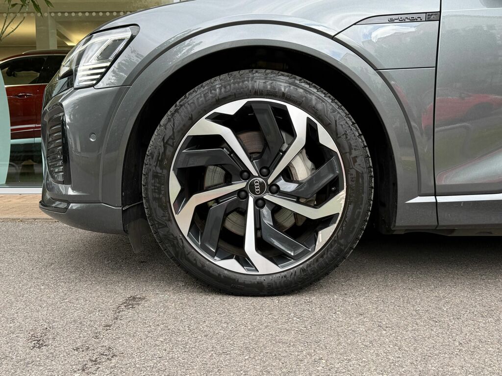 Audi Q8 Black Edition SF74ZPO Black #5