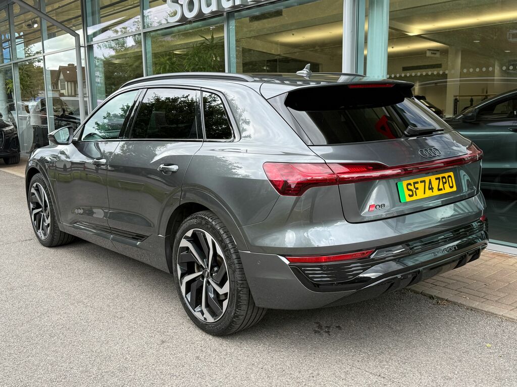 Audi Q8 Black Edition SF74ZPO Black #3