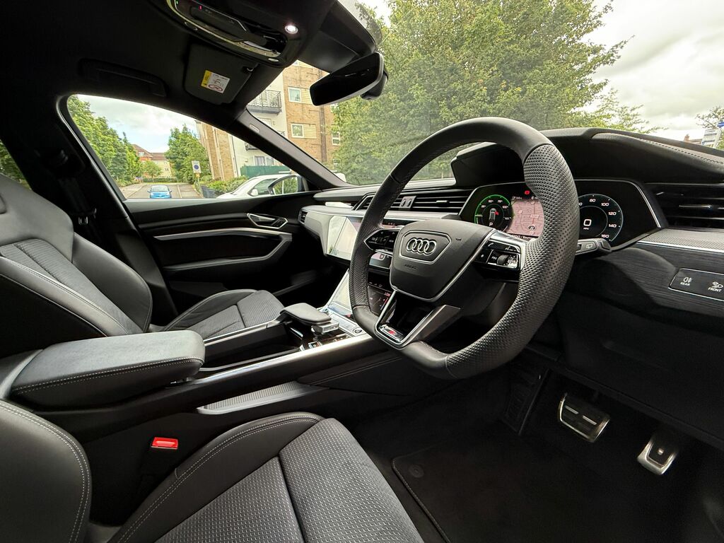 Audi Q8 Black Edition SF74ZPO Black #6