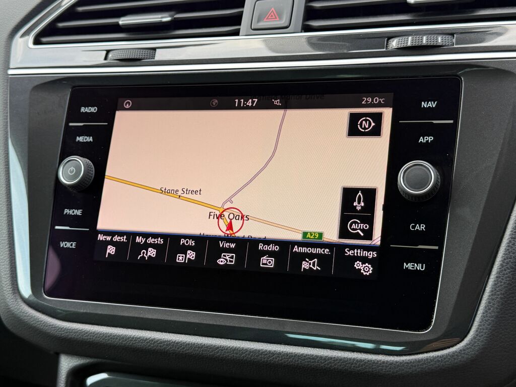 Volkswagen Tiguan Match Black #5