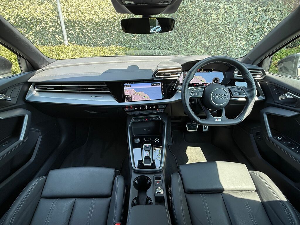 Audi A3 S Line LR75UBV Black #4