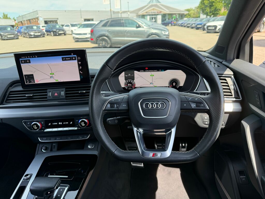 Audi Q5 S Line RO72EGU Black #6