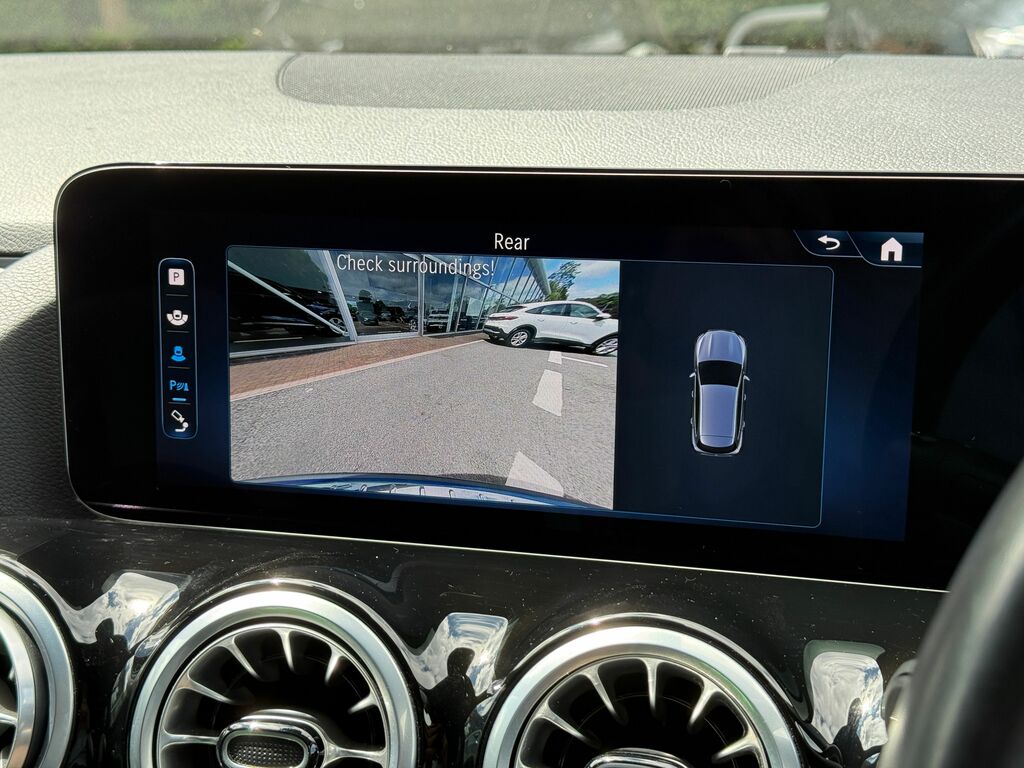 Mercedes-Benz GLA Class Amg Line GL24OYM Blue #4
