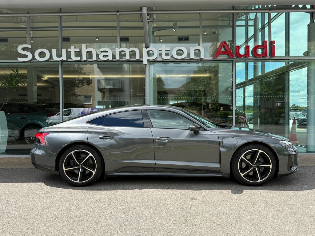 Audi E Tron GT Vorsprung Black #2
