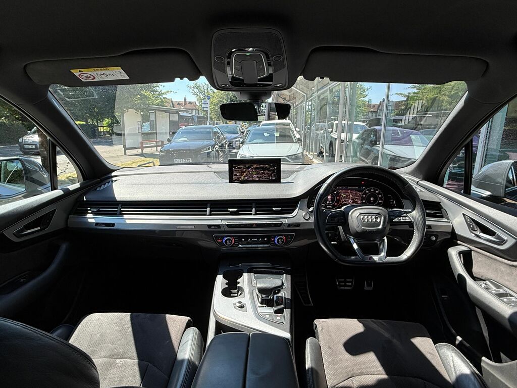 Audi Q7 S Line KP19CPH Black #3