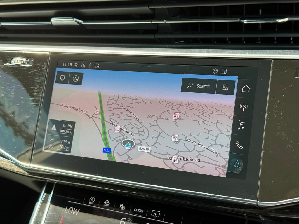Audi Q8 Sq8 Black Edition Blue #4