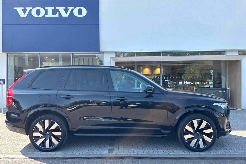 Volvo XC90 Plus Black #2
