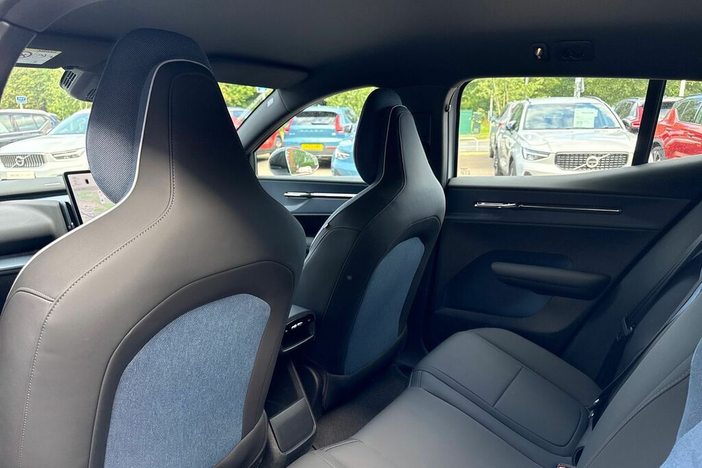 Volvo EX30 315Kw Twin Motor Performance Ultra 69Kwh  #30