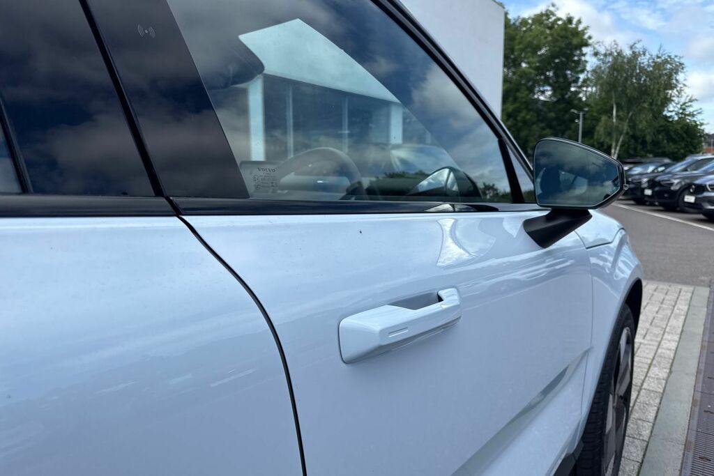 Volvo EX30 315Kw Twin Motor Performance Ultra 69Kwh  #16