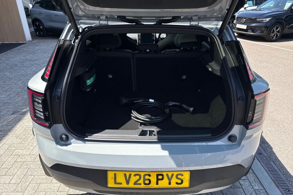 Volvo EX30 Cross Country Twin Motor Performance Ultra Free Pod Point Ev Ch White #18