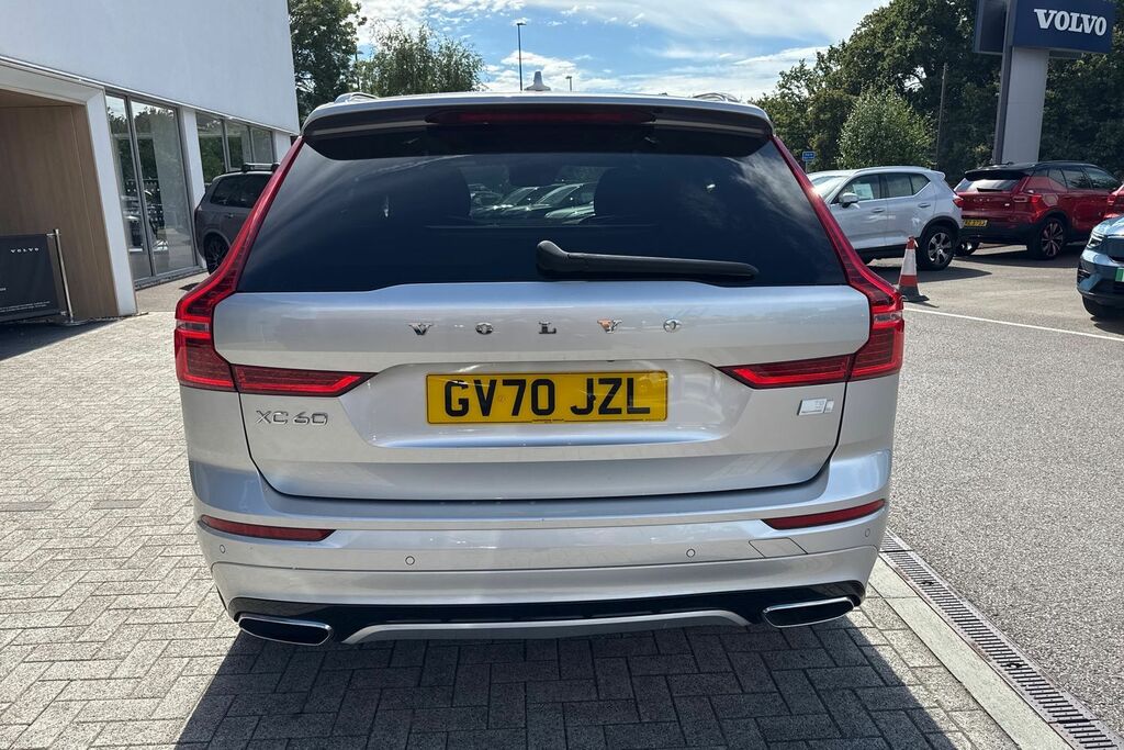 Volvo XC60 Momentum, B4 Mild Hybrid Rear Camera , Heated Se Red #8