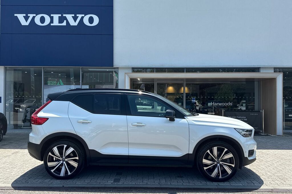 Volvo XC40 Twin Pro YC71WFF Black #2