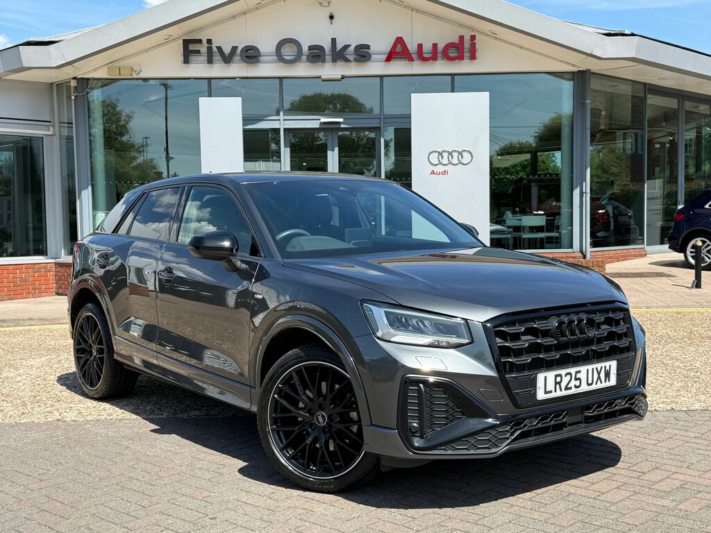 Audi Q2 Black Edition Black