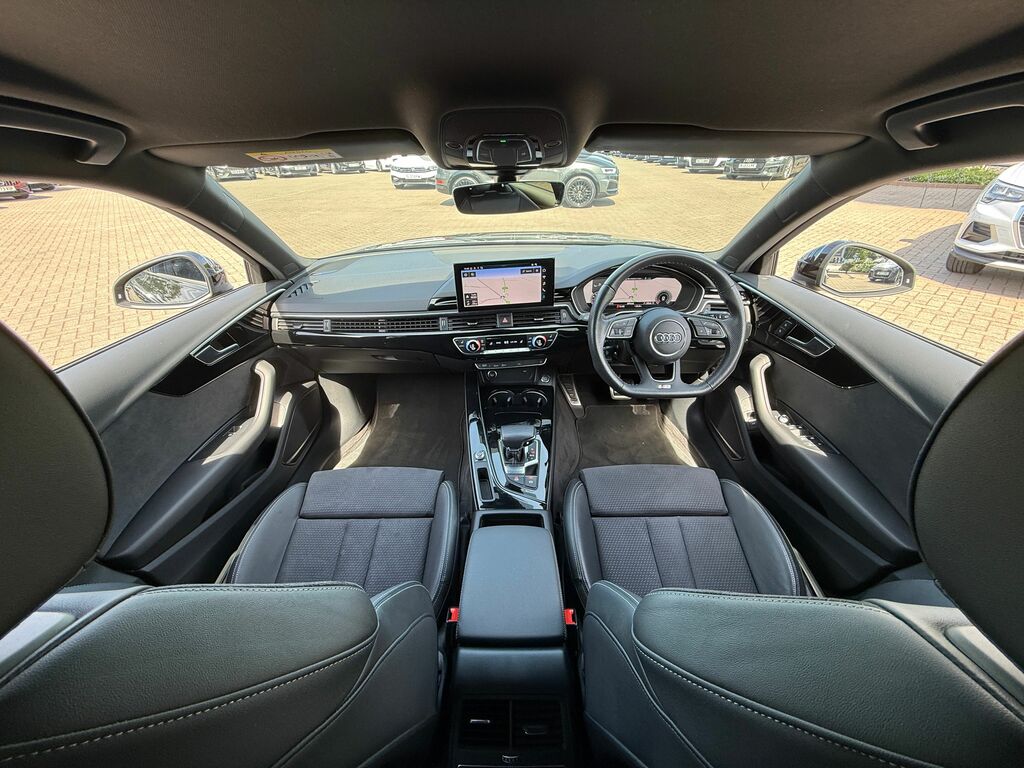 Audi A4 Black Edition YK23JFS Black #3