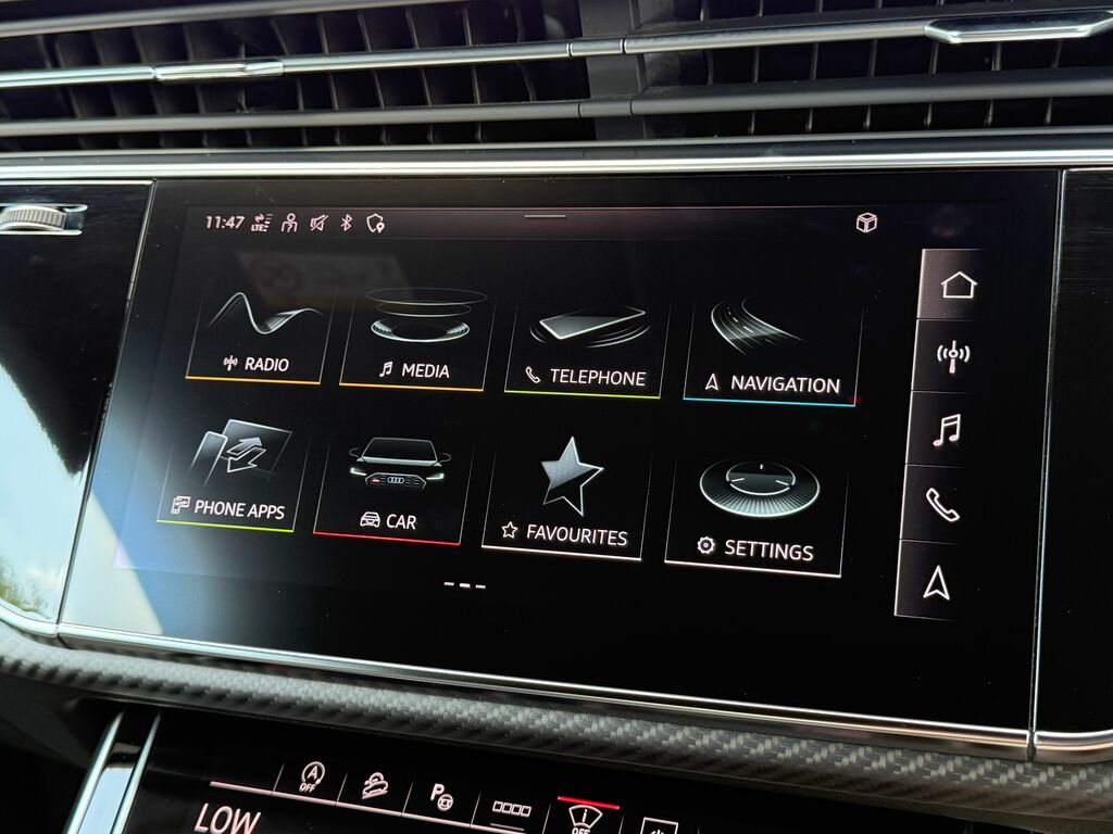 Audi RSQ8 Launch Edition Grey #18