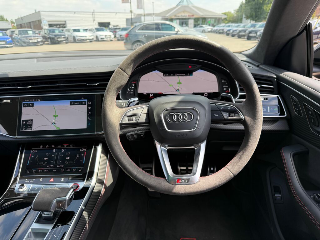 Audi RSQ8 Vorsprung Black #6
