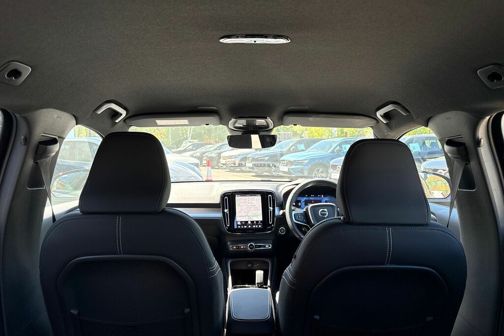 Volvo XC40 B3 P Ultra Dark Sunroof, Harmankardon Sound, 3 Silver #21