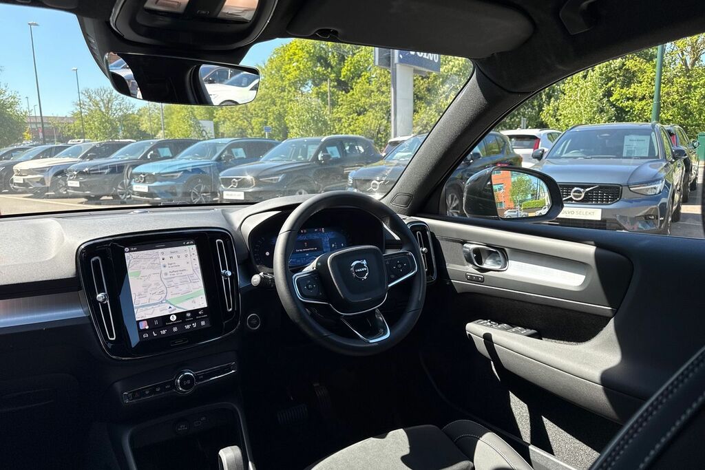 Volvo XC40 B3 P Ultra Dark Sunroof, Harmankardon Sound, 3 Silver #33