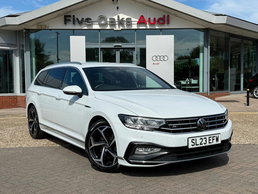 Volkswagen Passat R-line Black