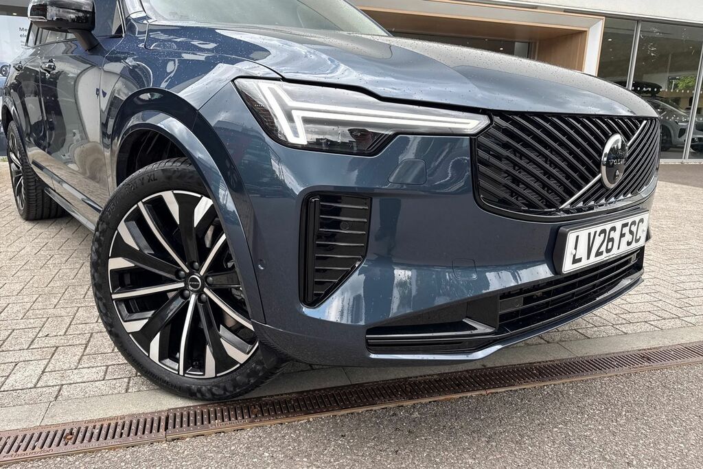 Volvo XC90 Ultra Blue #2