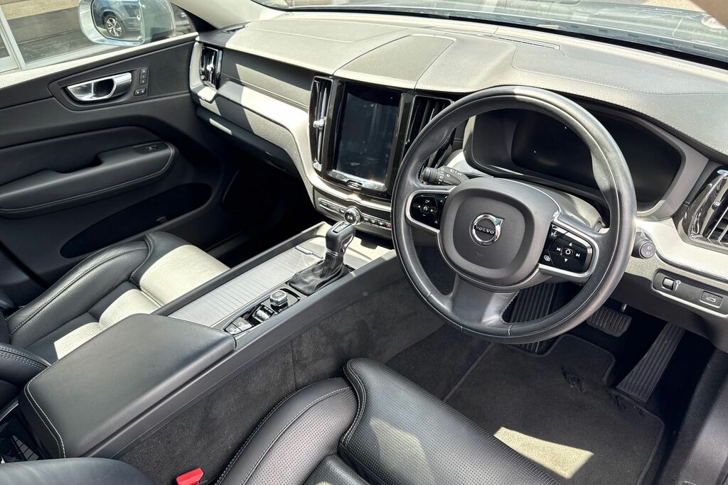Volvo XC60 2.0 T5 Momentum Suv Euro 6 Ss Blue #7