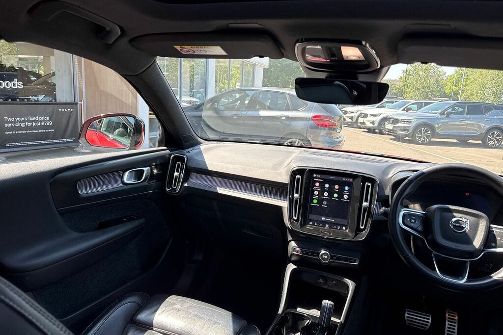 Volvo XC40 1.5L 1.5 T3 R-design Suv Euro 6 S Black #31