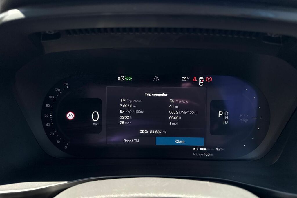 Volvo XC40 1.5L 1.5 T3 R-design Suv Euro 6 S Black #42