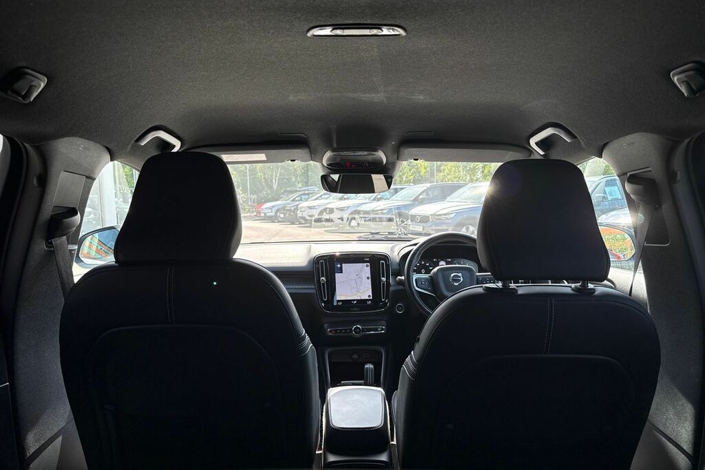 Volvo XC40 1.5 T3 163 R Design Geartronic Estate Black #22