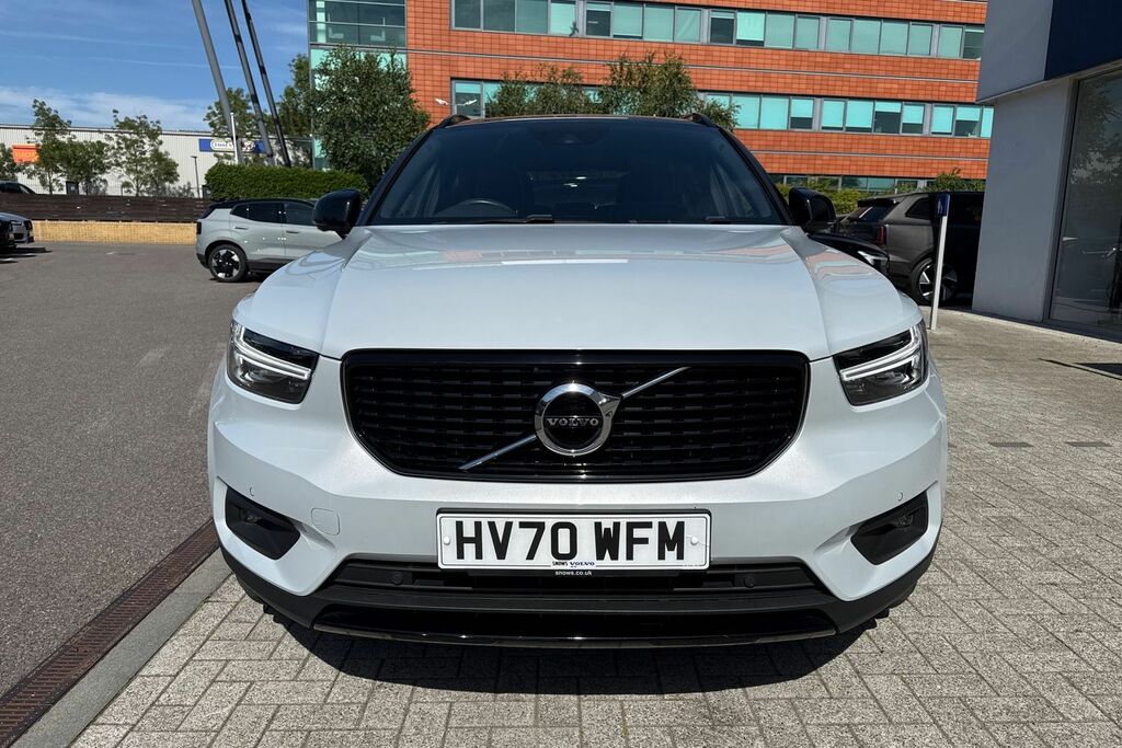 Volvo XC40 1.5 T3 163 R Design Geartronic Estate Black #13