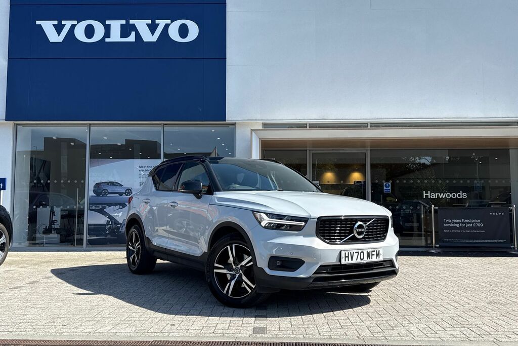 Volvo XC40 R Design Black
