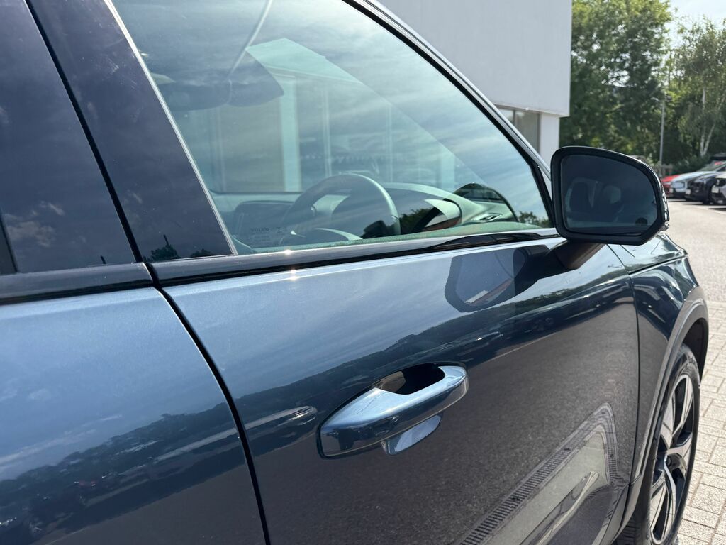 Volvo XC40 1.5 T3 Momentum Suv Euro 6 Ss Black #13