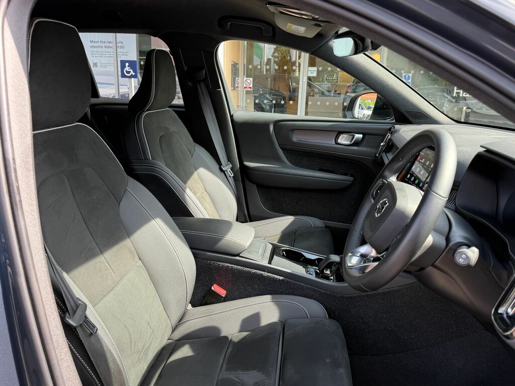 Volvo XC40 1.5 T3 Momentum Suv Euro 6 Ss Black #24