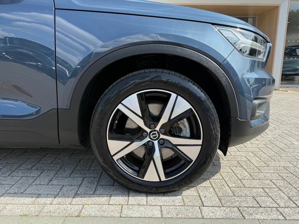Volvo XC40 1.5 T3 Momentum Suv Euro 6 Ss Black #12