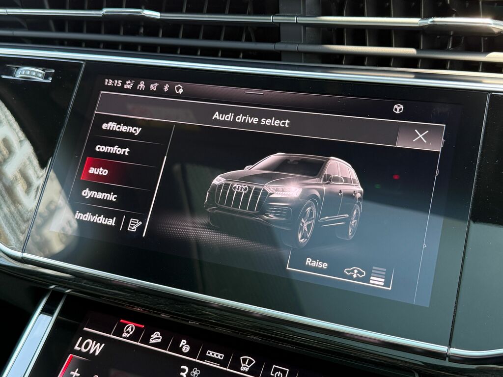 Audi Q7 Estate Grey #23
