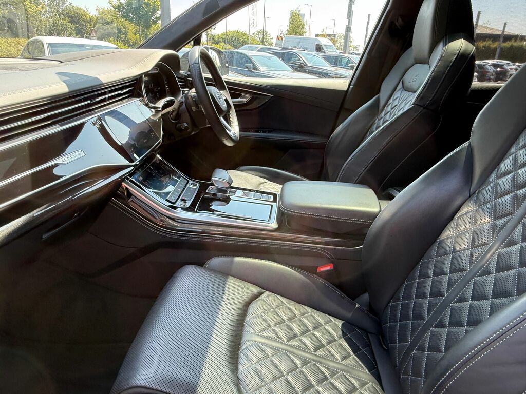 Audi Q7 Estate Grey #50
