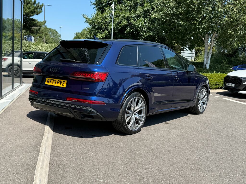 Audi Q7 Estate Grey #27