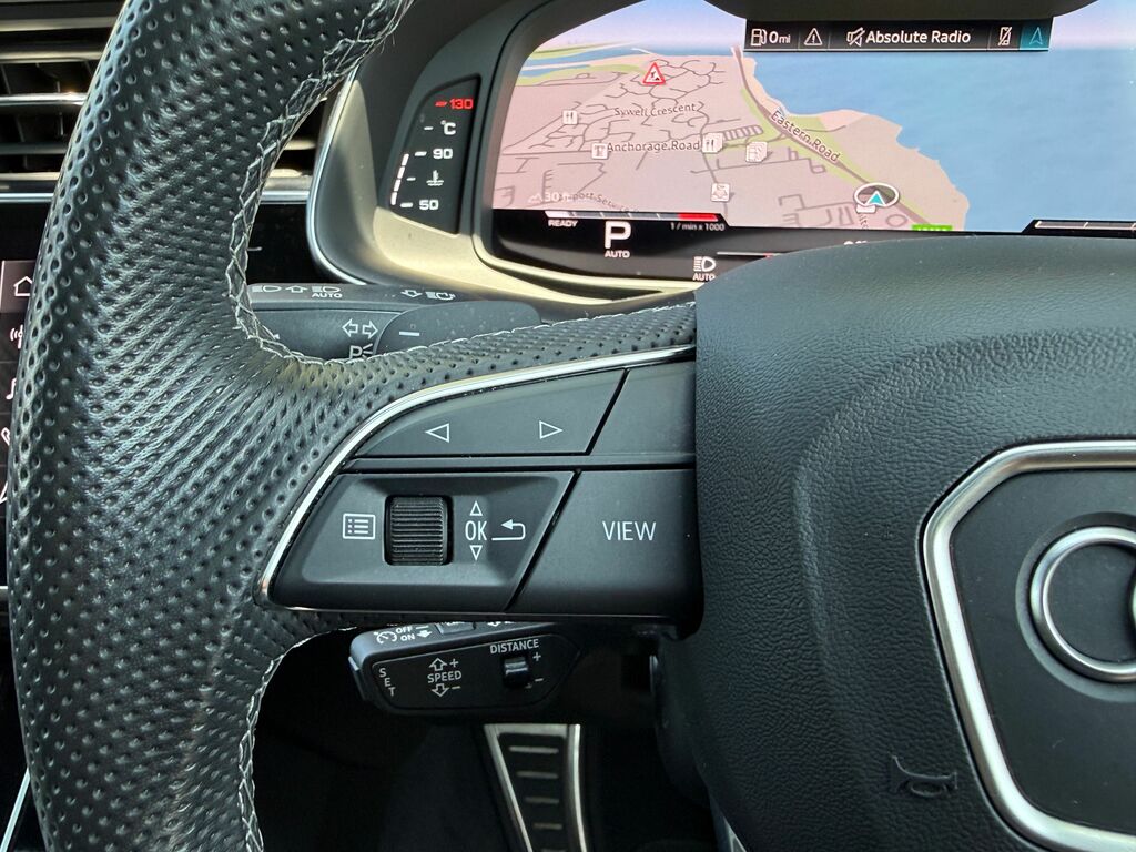 Audi Q7 Estate Grey #63
