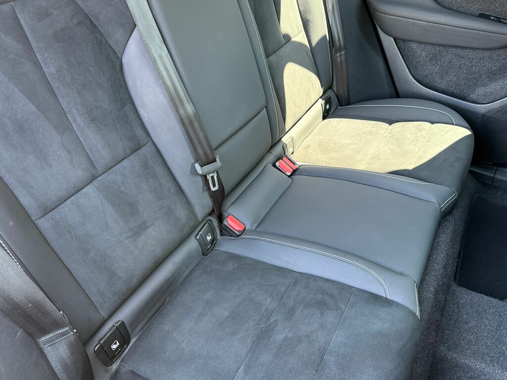 Volvo XC40 Plus Grey #25