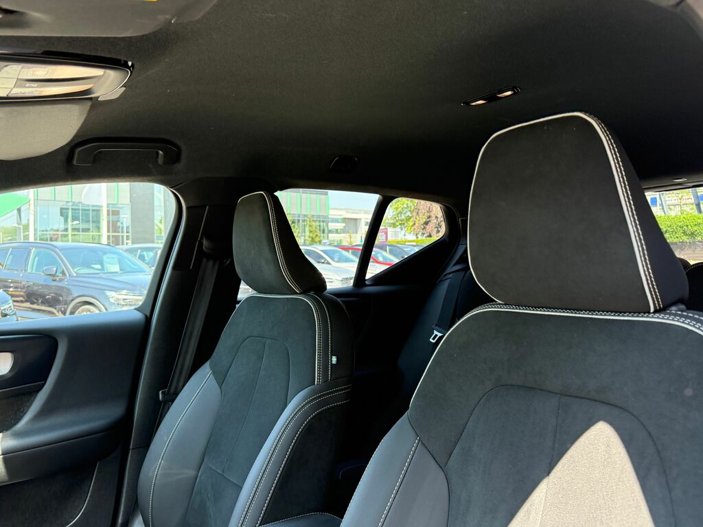 Volvo XC40 Plus Grey #29