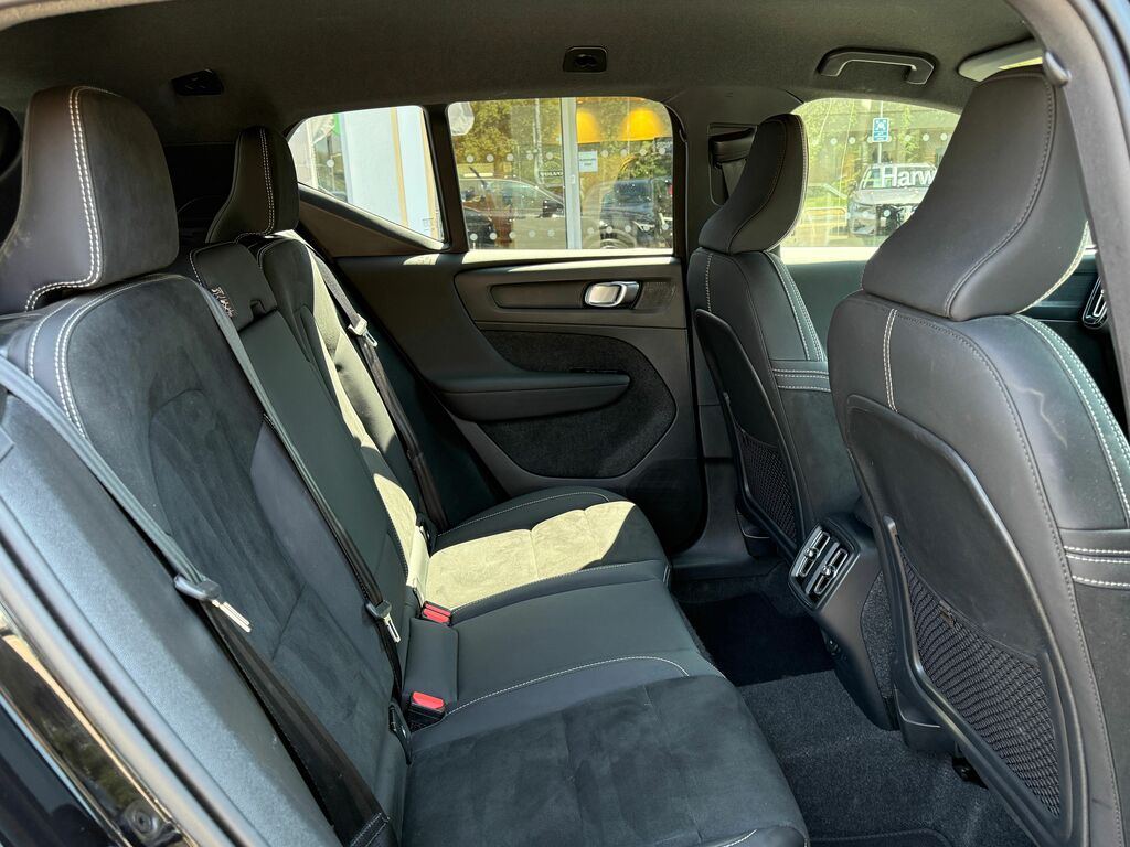 Volvo XC40 Plus Grey #23
