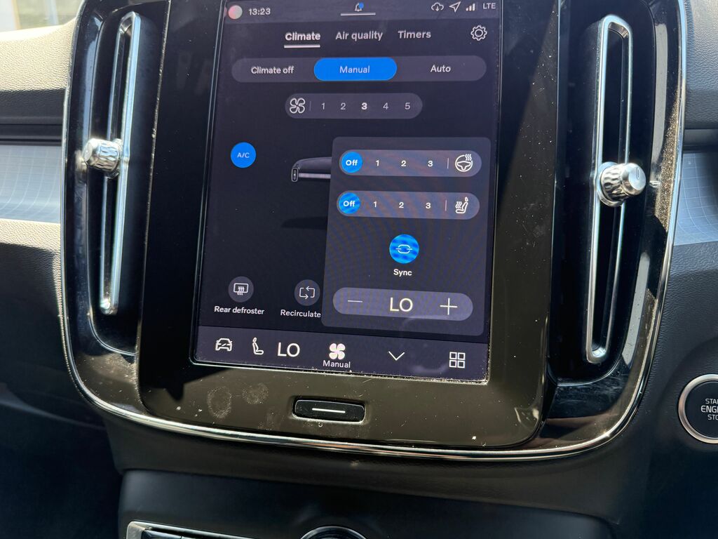Volvo XC40 Plus Grey #39
