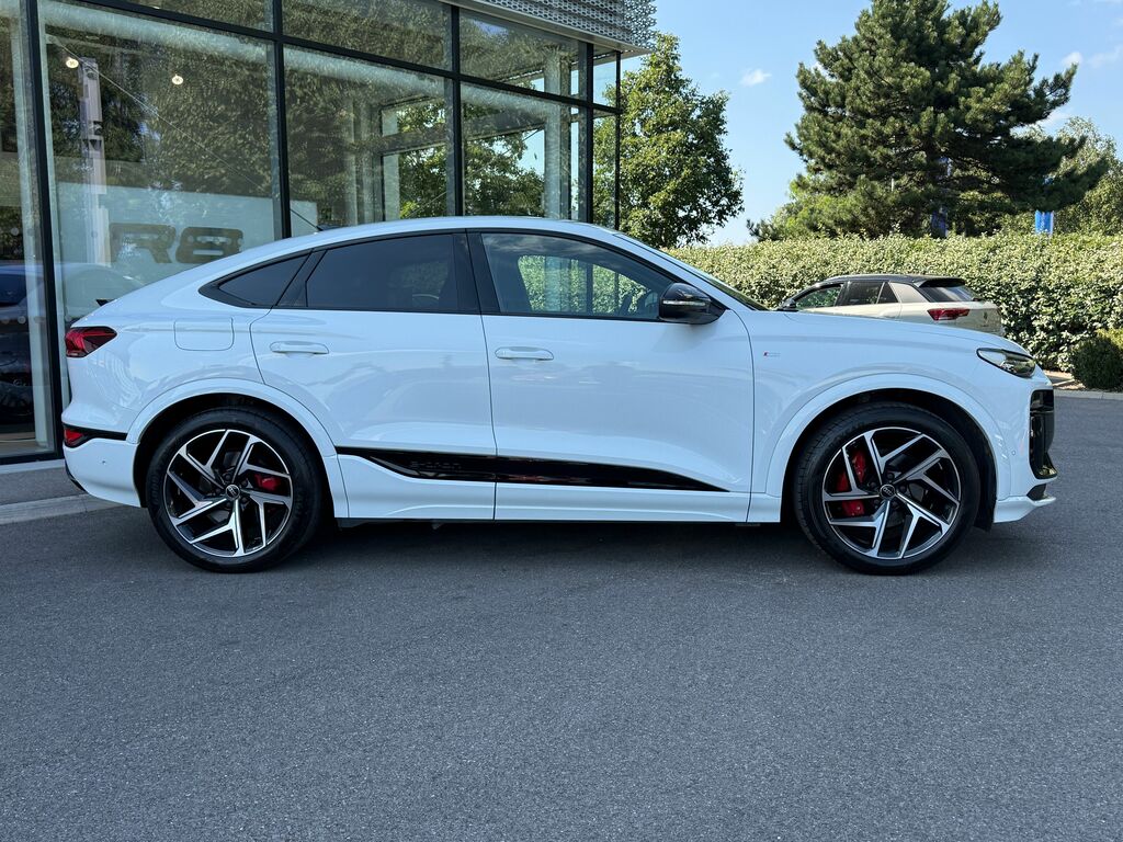 Audi Q6 E-Tron Edition 1 Black #2