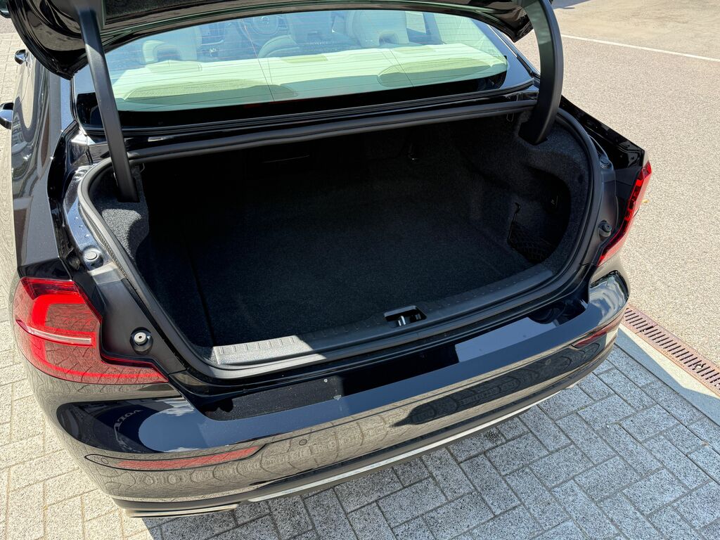 Volvo S60 T5 R-design Plus Blue #21